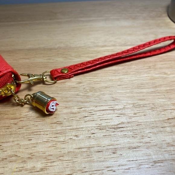 Red Wallet - Picture 6 of 9